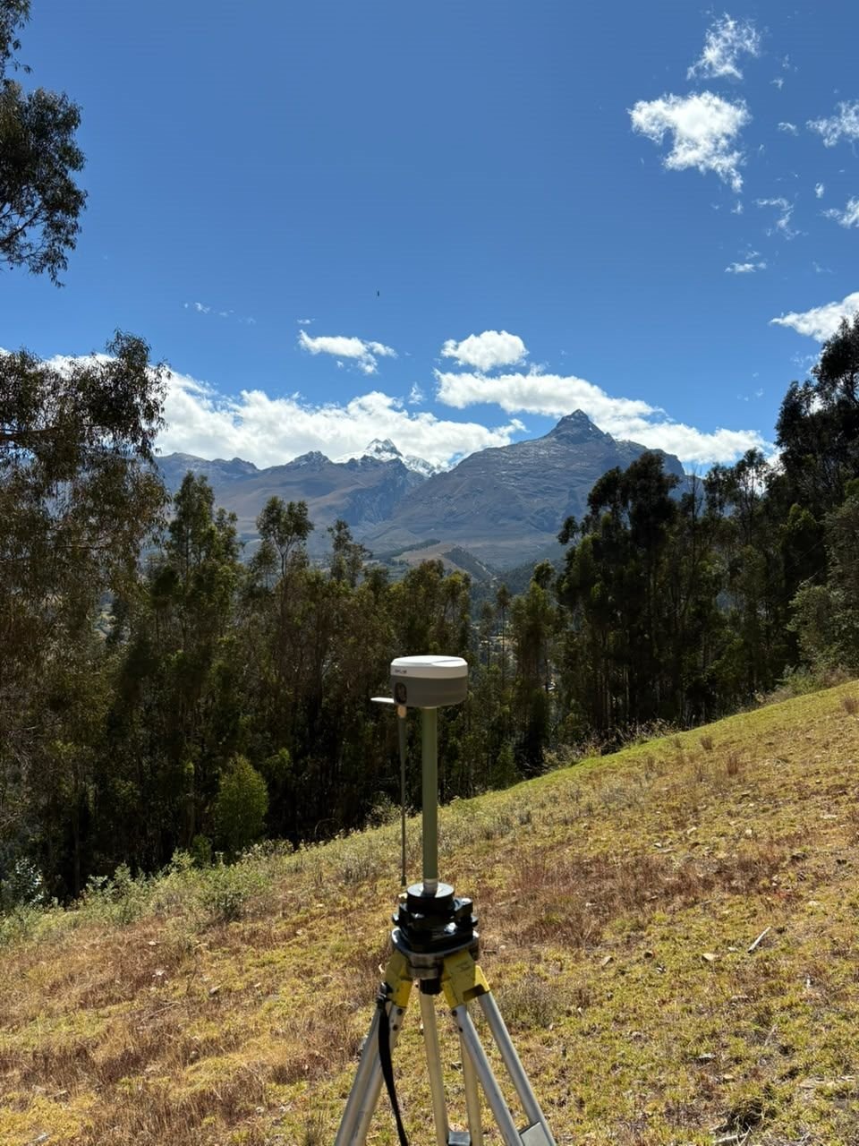 Levantamiento Cordillera Blanca, geomática con equipo GNSS